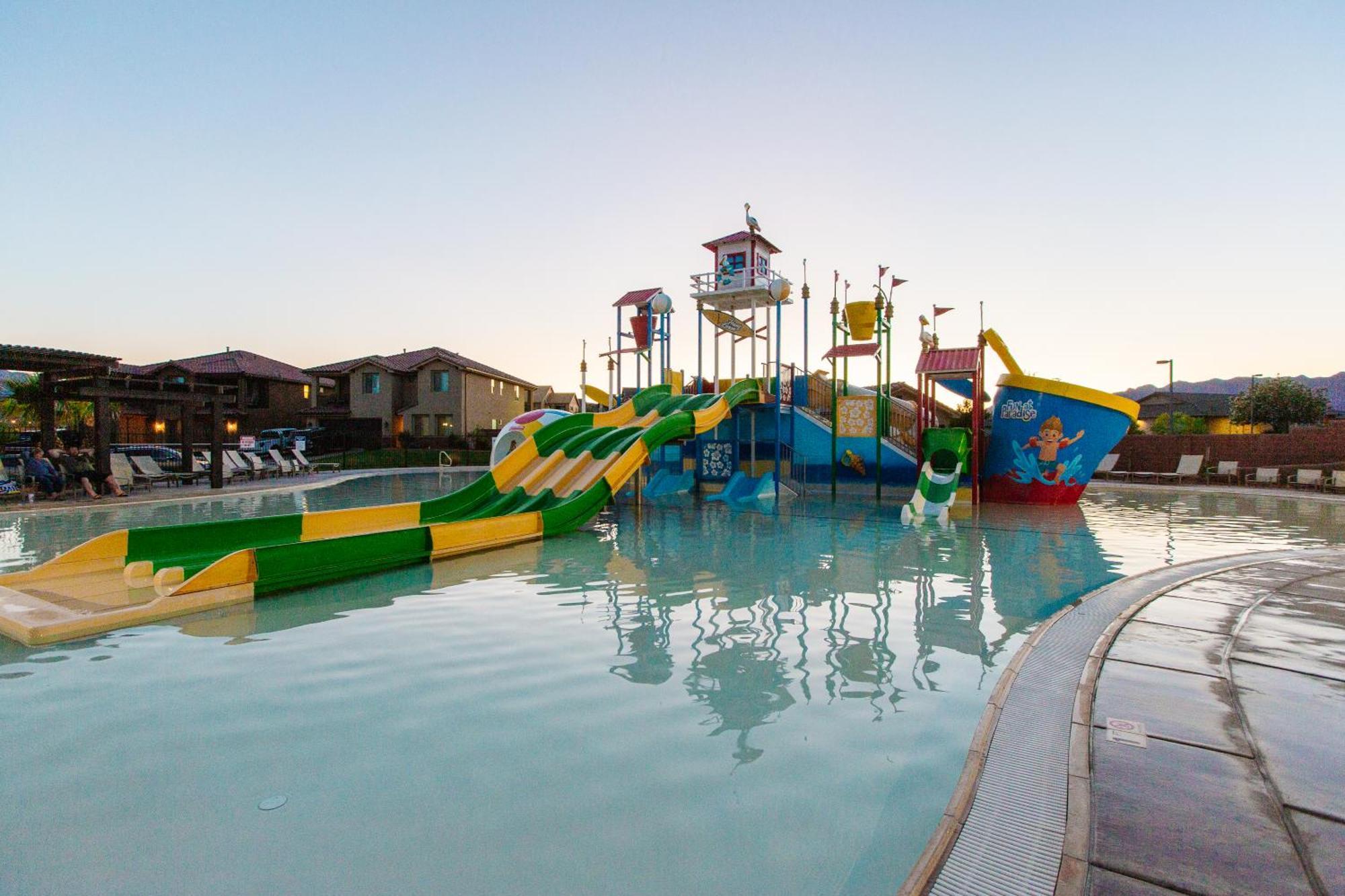 Pv 99 Private Hot Tub, Ping Pong Table, Xbox X Series And Resort Amenities Santa Clara Exterior photo